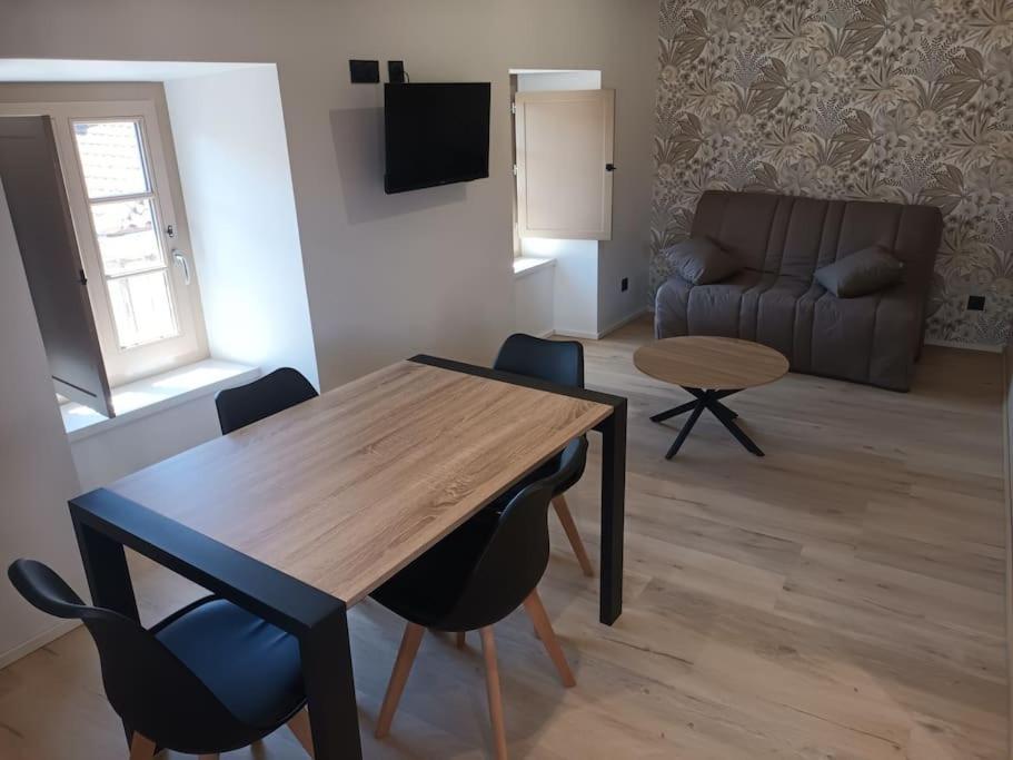 Chez David - Vacances Sous Les Toits Brioude Luaran gambar
